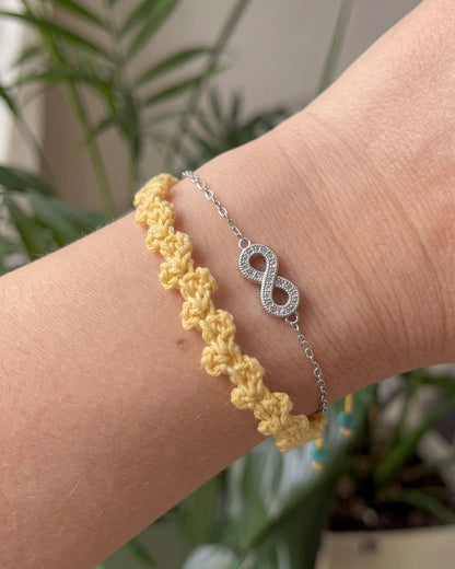 Golden Friendship Bracelet Crochet Pattern