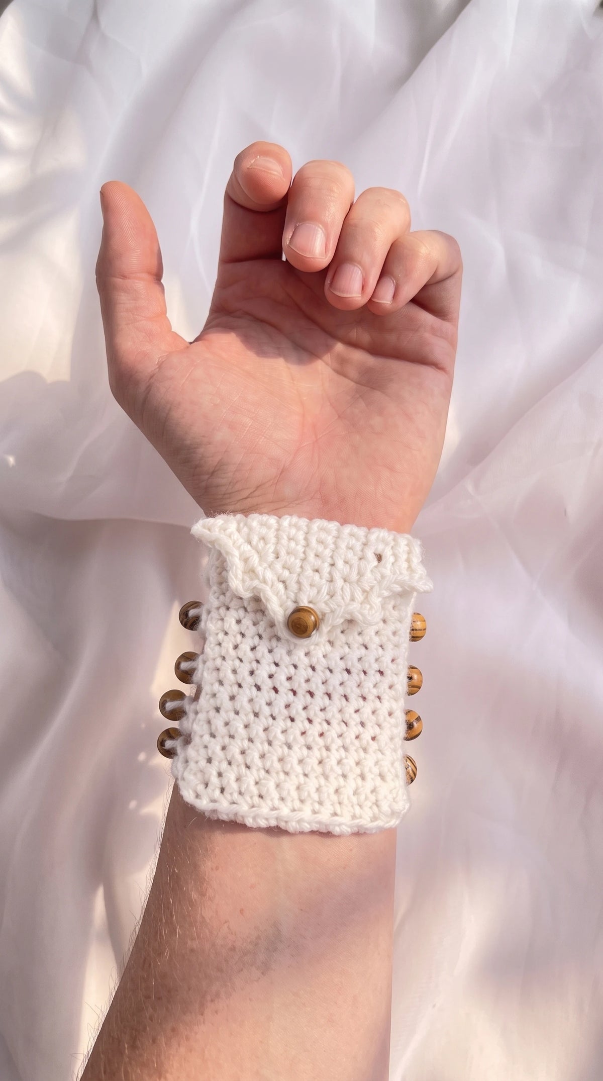 Crochet Wrap Bracelet & Mini Wrist Wallet Pattern 2-in-1  – No Sewing!